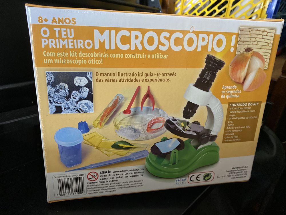 O teu primeiro microscópio - Criança