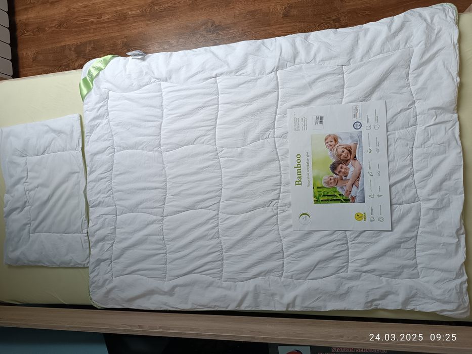 Poduszka i kołdra do łóżeczka