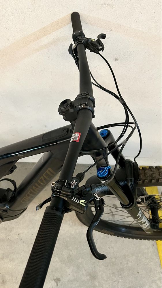Bicicleta Specialized Turbo levo 2023