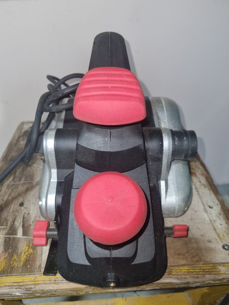 Рубанок электрический 1300Вт INTERTOOL WT-0711