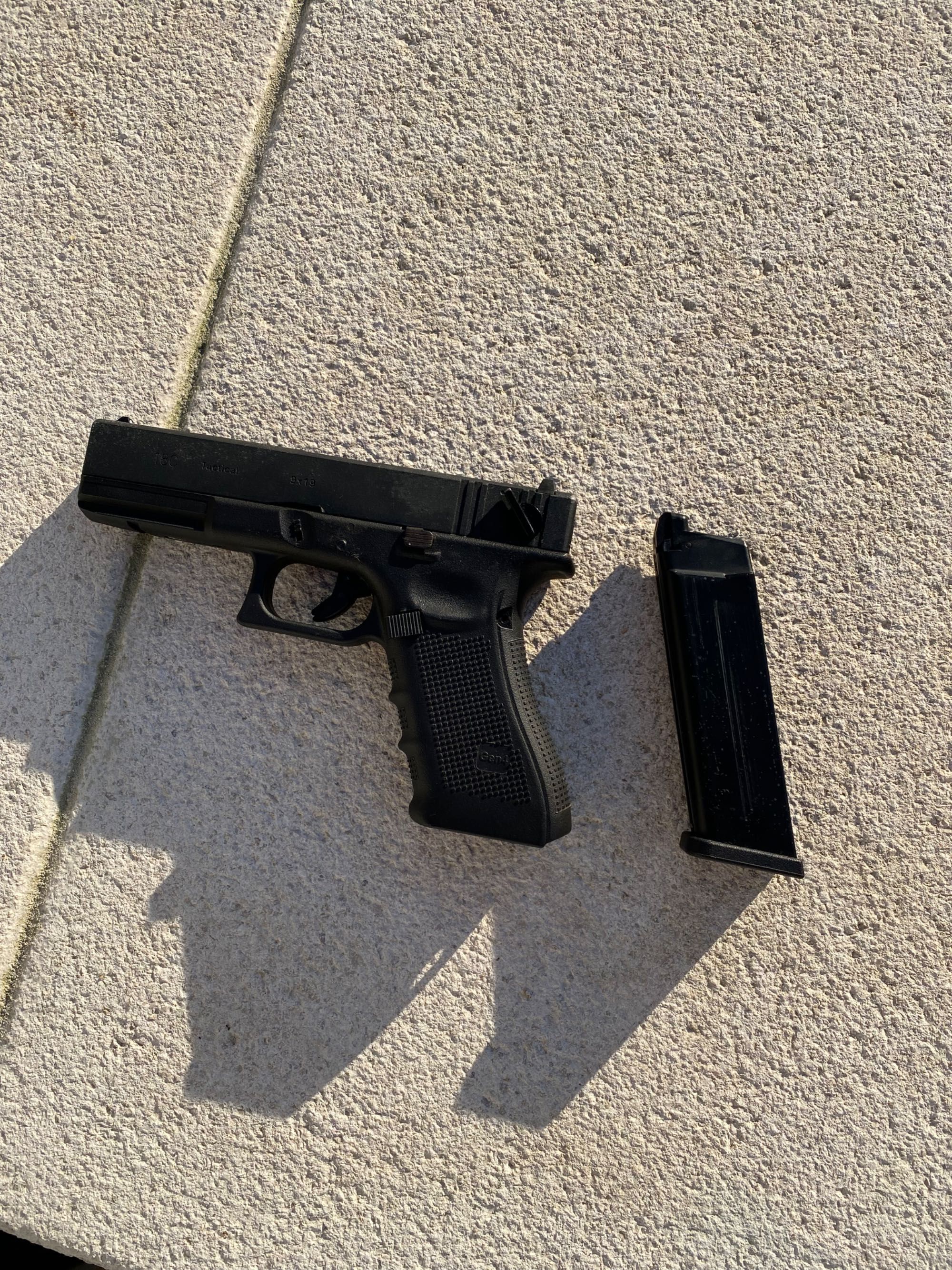 Pistola de airsoft a gás