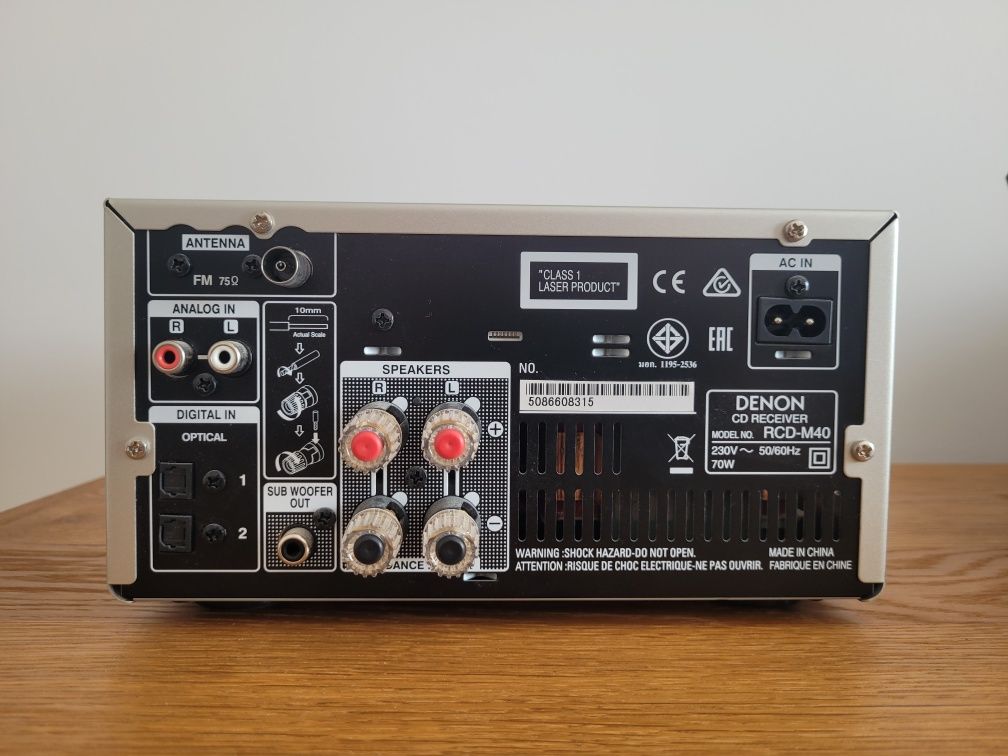 Amplituner z CD Denon RCD-M40