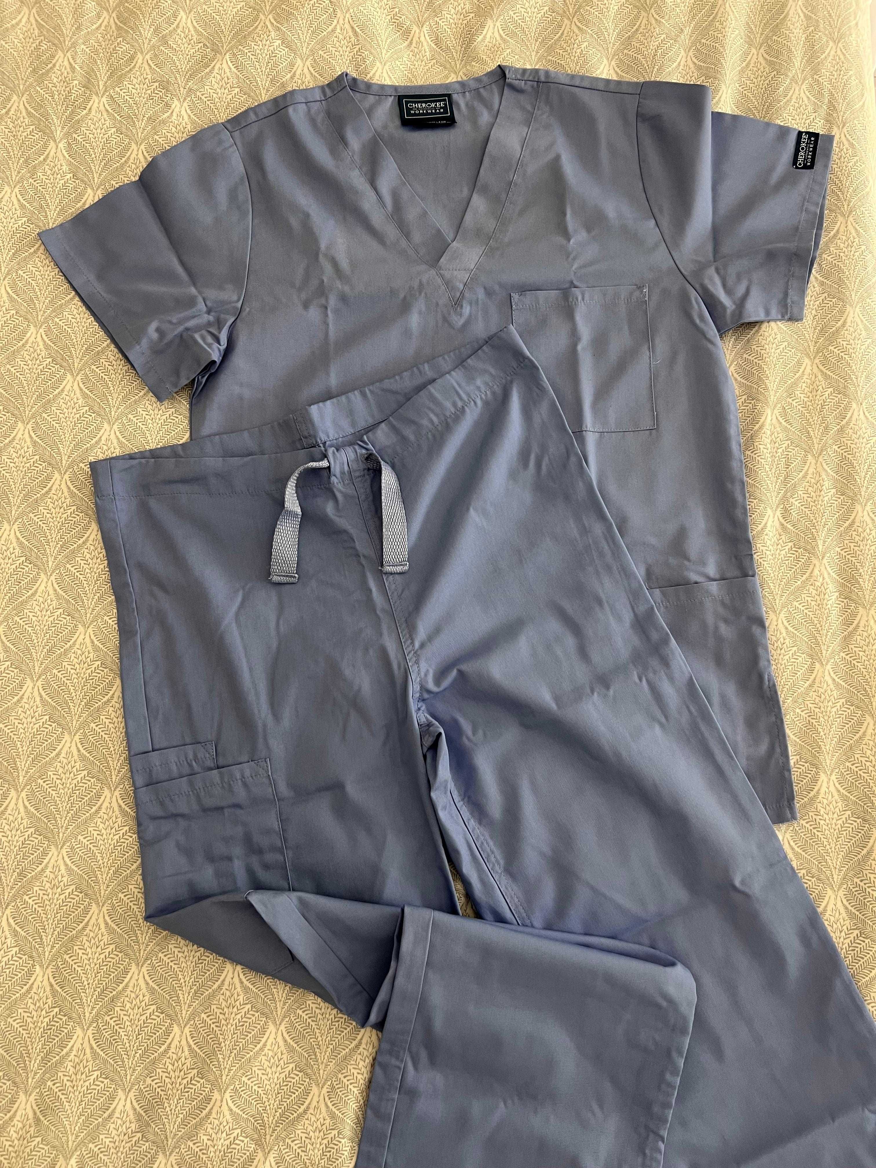 Pijama cirúrgico (scrubs) da Cherokee azul