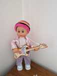 Boneca de pilhas com 43 cm