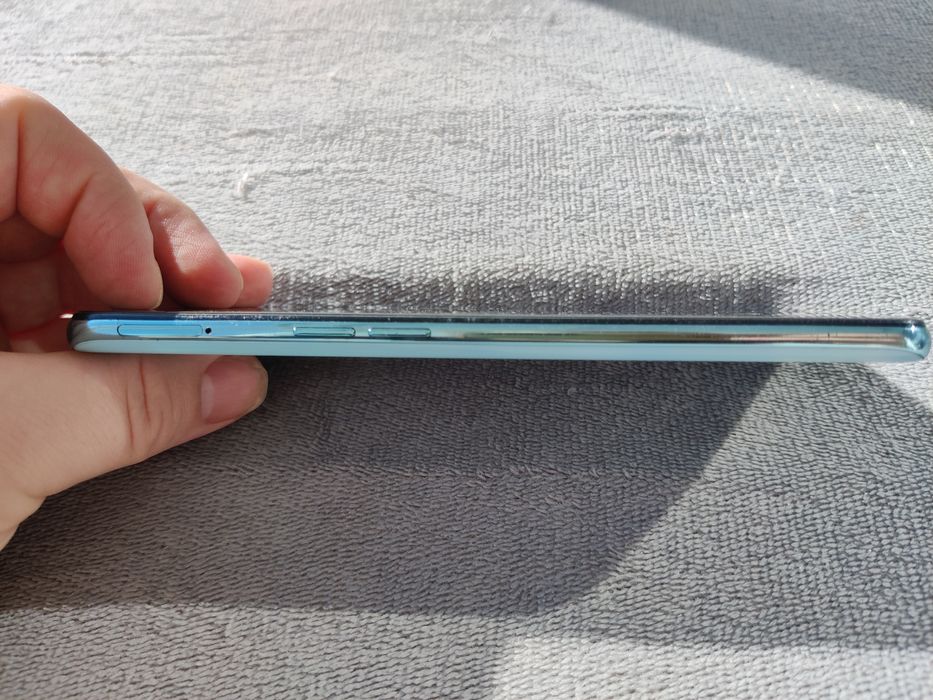Oneplus nord ce 2 8/128 на запчастини або під відновлення
