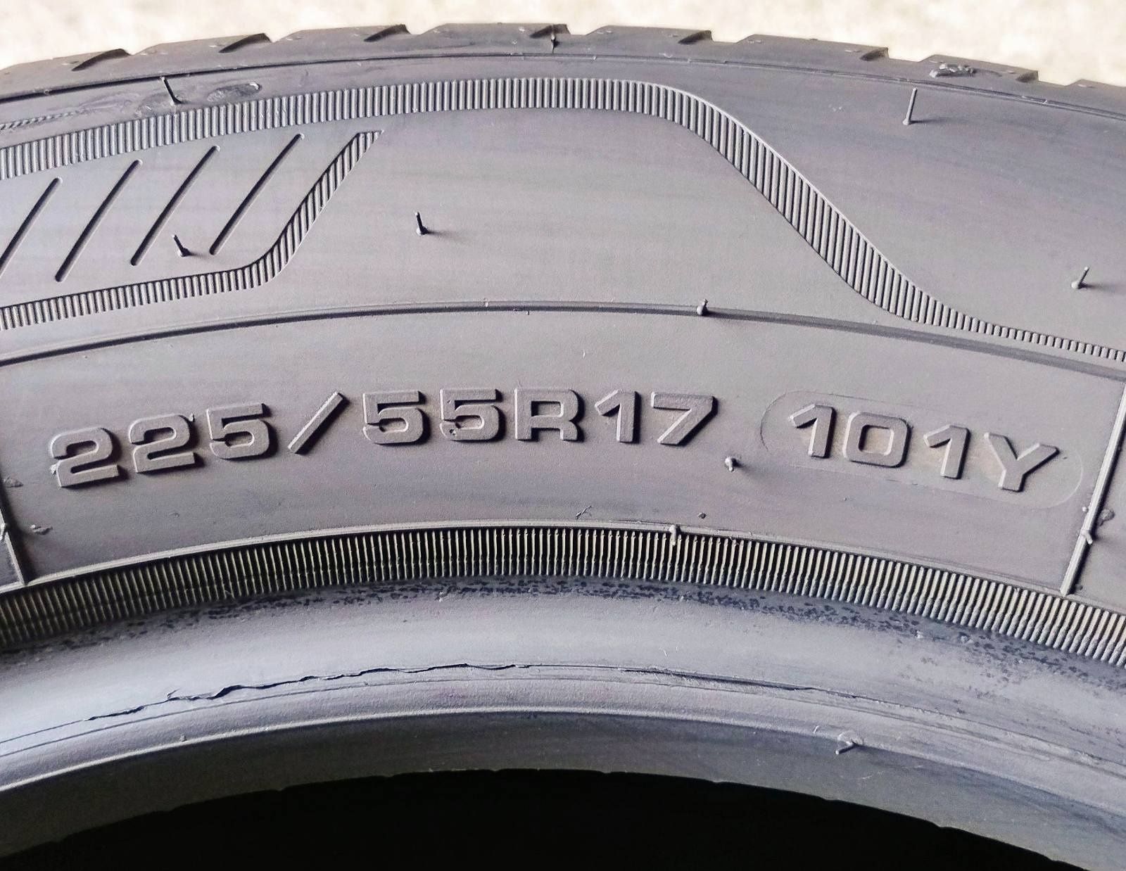 Шини всесезонні R17 225/55 Good Year Vector 4Season Gen 3