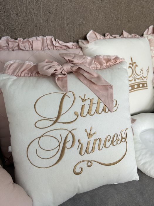 Бортики, подушки у дитяче ліжко , 7 шт+балдахін