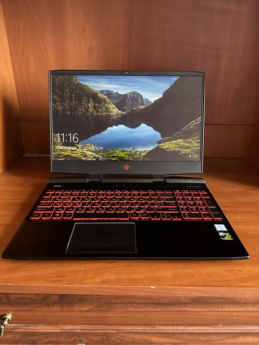 Продам ноутбук core i5 8300H видеокариа  GTX 1050 ti 4 gb