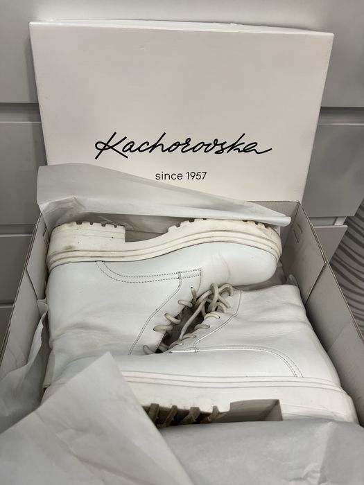 Шкіряні черевики Kachorovska 41 р білі