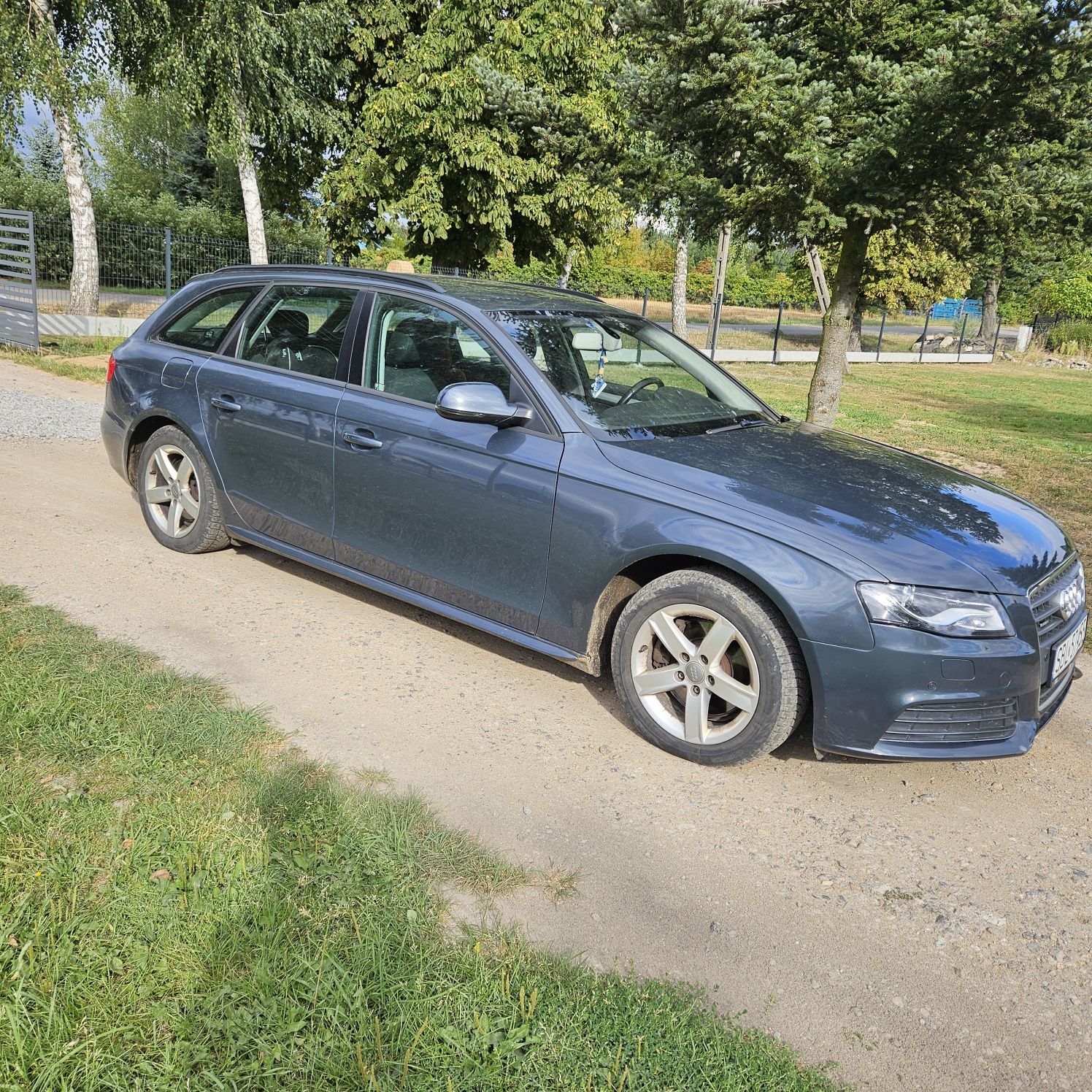 Audi A4 B8 1.8 T B+G Hak 2009 QUATTRO S-line super stan