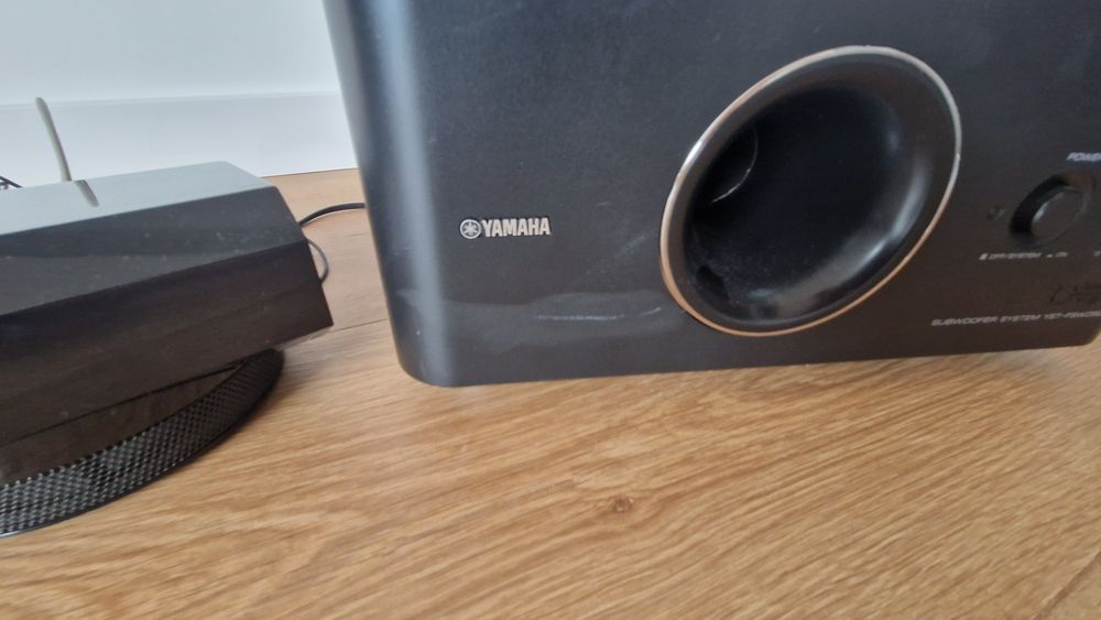 Yamaha soundbar ysp1400 subwoofer