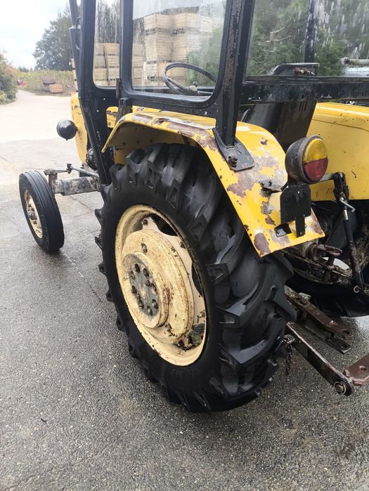 Ursus c330 ciągnik rolniczy sadowniczy