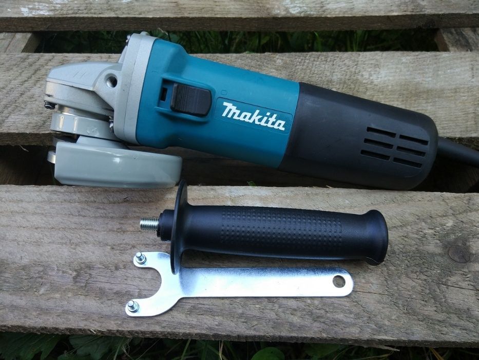 Болгарка Makita 9558HN, 125 мм, 840 Вт, УШМ, турбинка, Гарантия 1 год