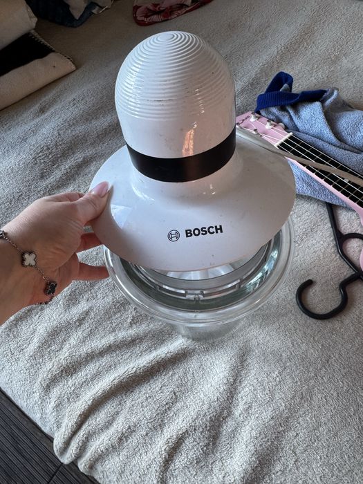 Блендер подрібнювач Bosch  MMR15A1/02. Стан ідеал