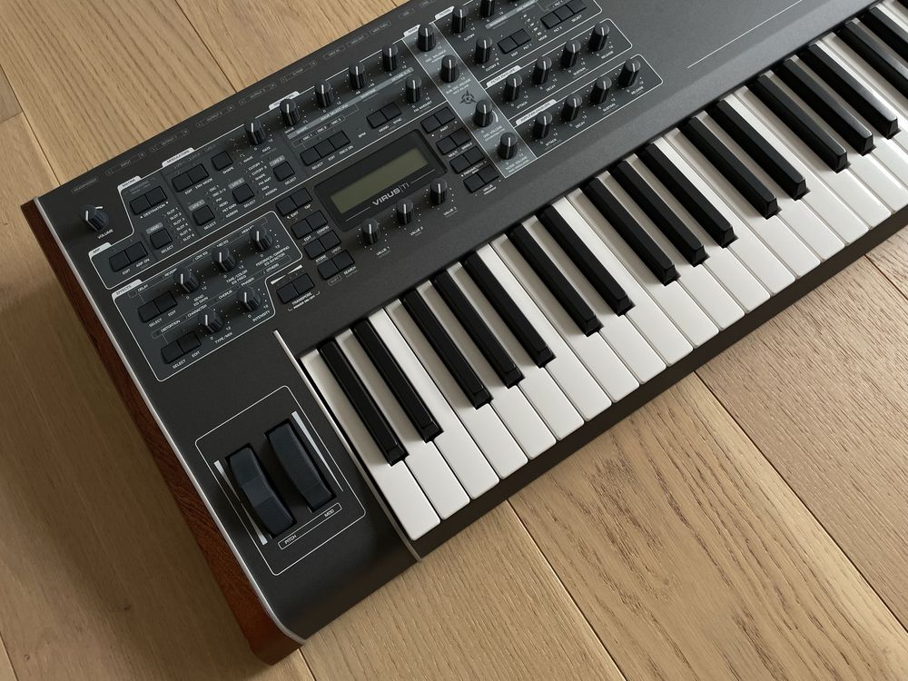 Access Virus TI2 Keyboard +