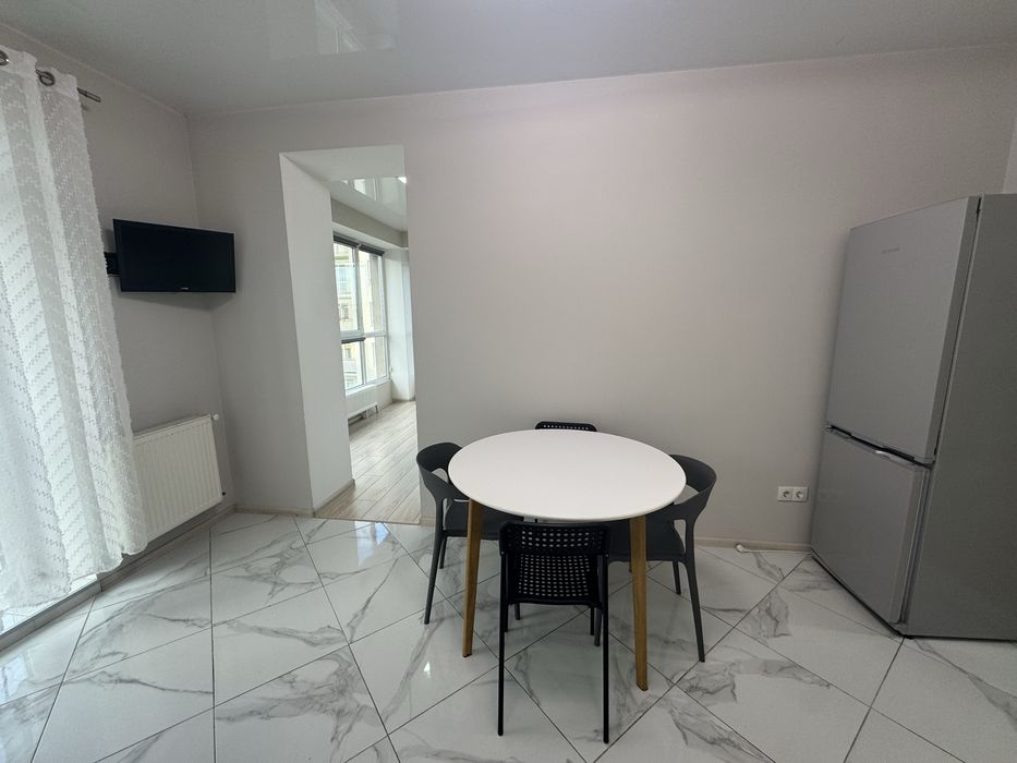 Продаж двокімнатна квартира Калинова Слобода.