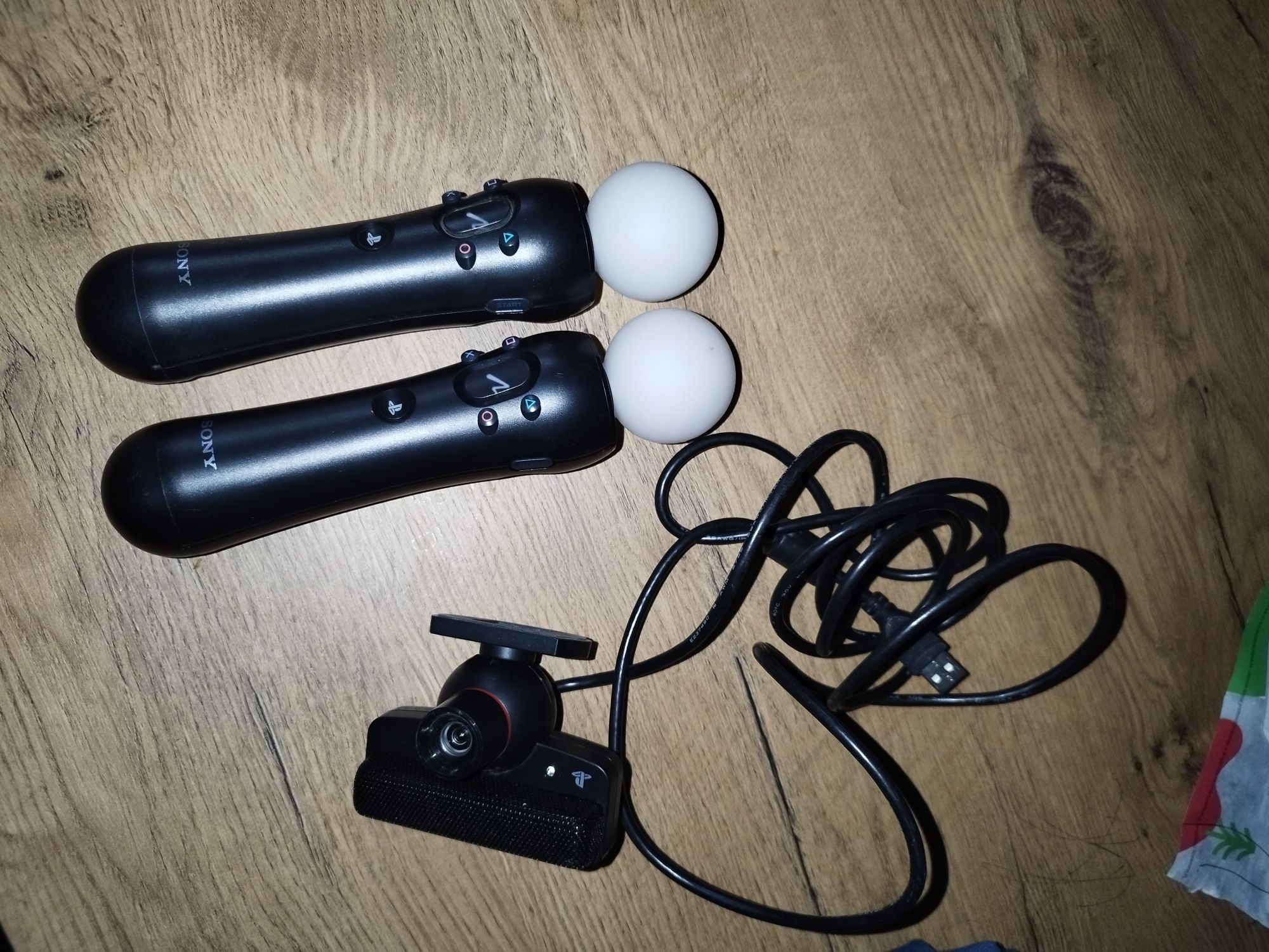 2 x ps Move PS3  PS4. PS5 PlayStation+ camerka PS3 gratis do gier gry