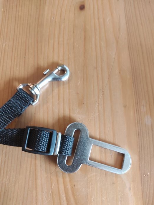 Pas bezpieczeństwa dla psa do samochodu "S" regulowany