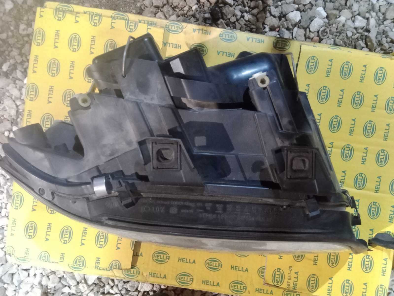 Vendo faróis para Audi A4