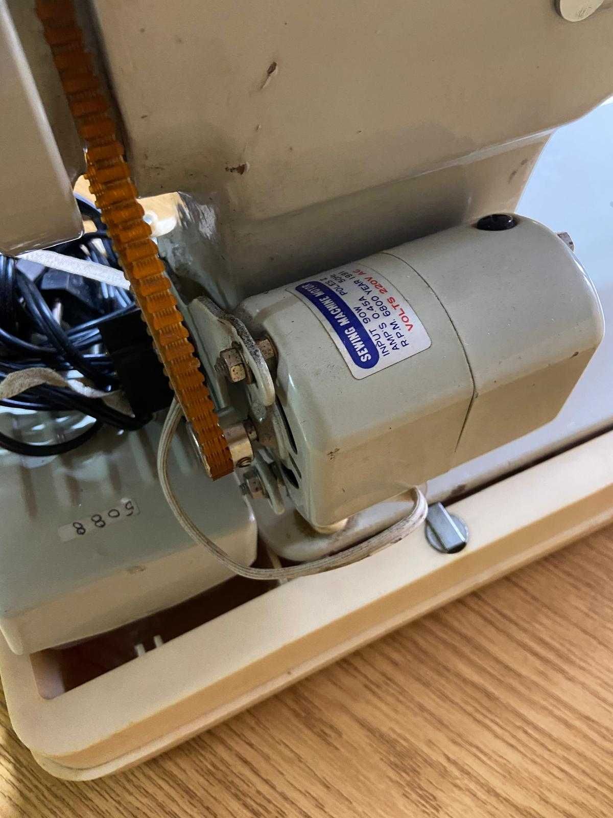 Maquina de Costura SINGER portátil