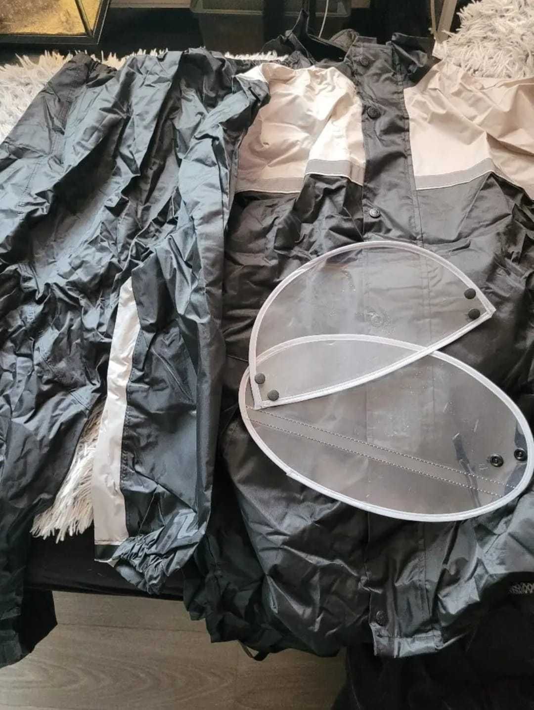 Capa de Chuva [Conjunto] com Viseira Removível Motociclista