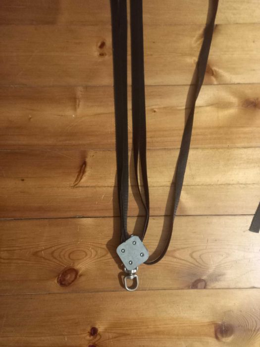 Przyrząd do rozciągania nóg