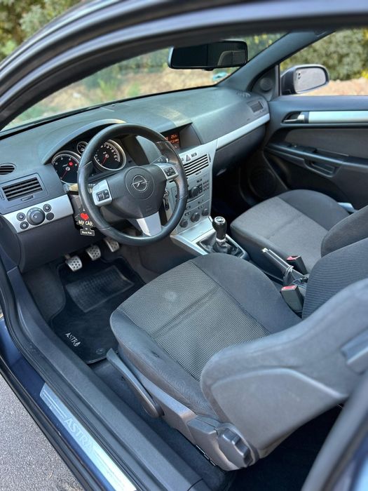 Opel Astra H GTC 1.7 CDTI 125cv – 2007