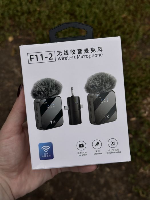 Беспроводной микрофон петличка F11-2 (2 передатчика + приёмник)