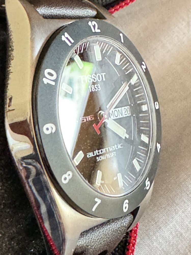Tissot PRS 516 em estado imaculado