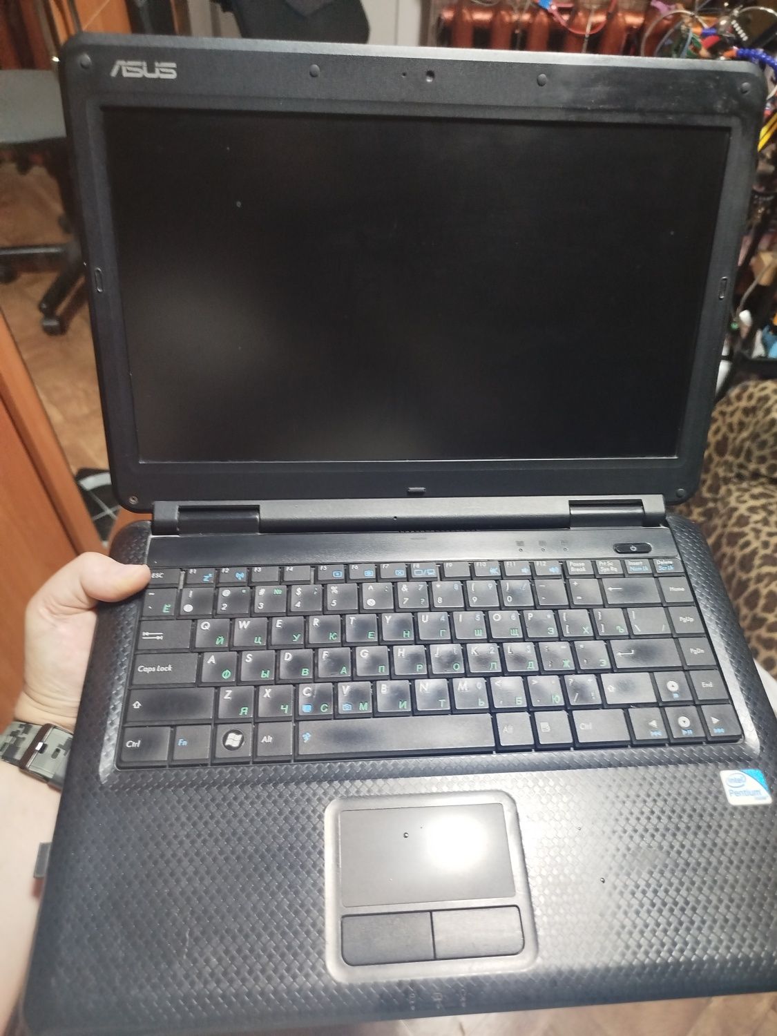 Ноутбук Asus P81iJ. 4Gb/320Gb+500Gb. Celeron Dual Core