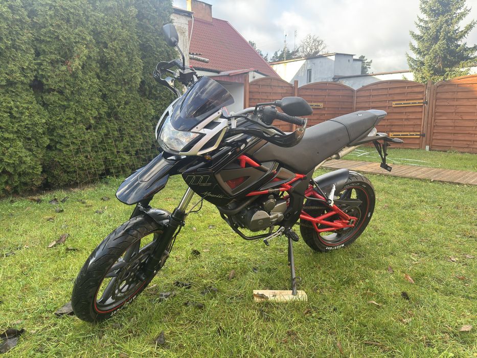 Motocykl Megelli 125 super stan