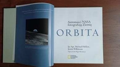 Książka fotograficzna ORBITA NASA.