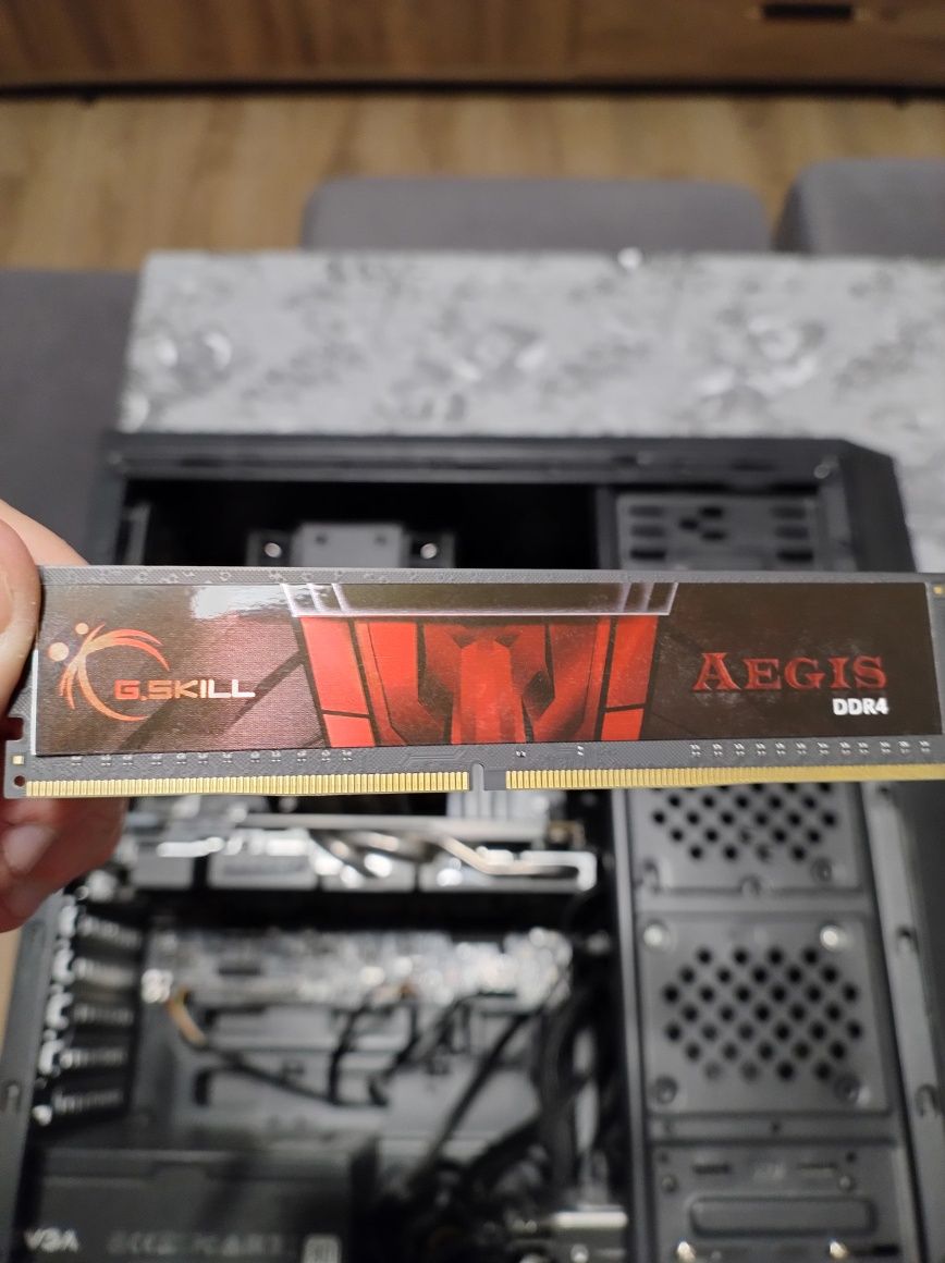 i3-12100f + Gigabyte B660M DS3H + Fera 5 Dual Fan + 32GB RAM DDR4