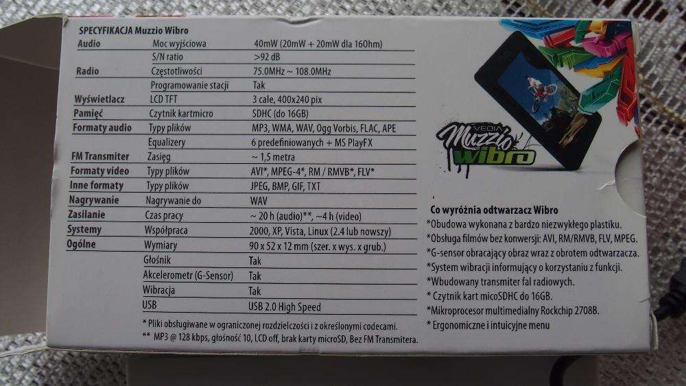 Manta MM264 Player, AVI, Game, 4GB, MP3, 5Mpix, 3.6" mp5 Zestaw