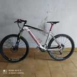 Bicicleta Mondraker em Carbono