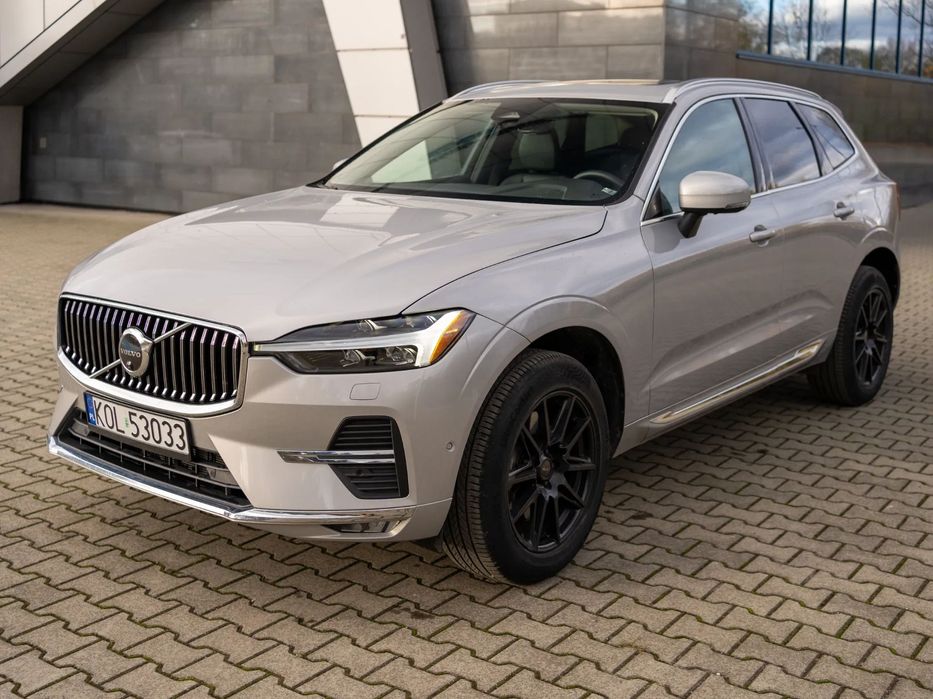 Volvo XC 60 Volvo XC60 B6 AWD Plus Bright Theme