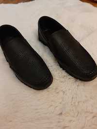 Чоловічі туфлі літні чорного кольору 40р