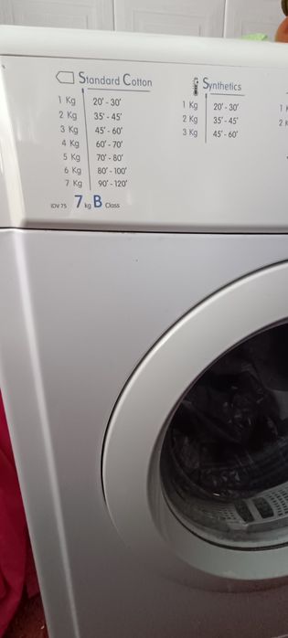 Máquina de secar roupa Indesit