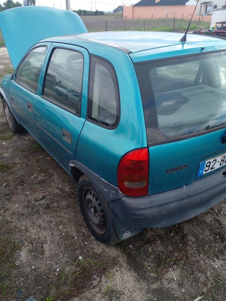 Opel corsa b para peças