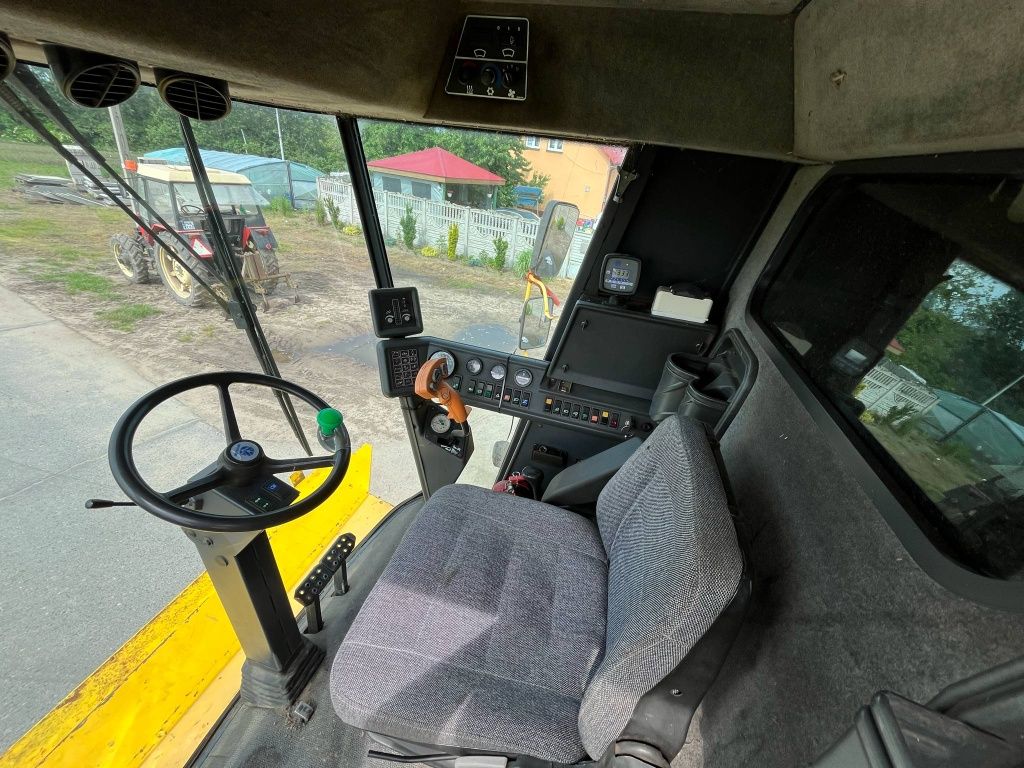 New holland TC56 5.18m 2006 rok