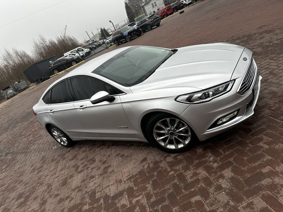 Продам Форд Фюжен 2017 року