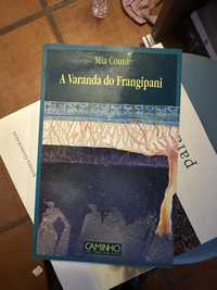 - livro de Mia Couto - A Varanda do Frangipani