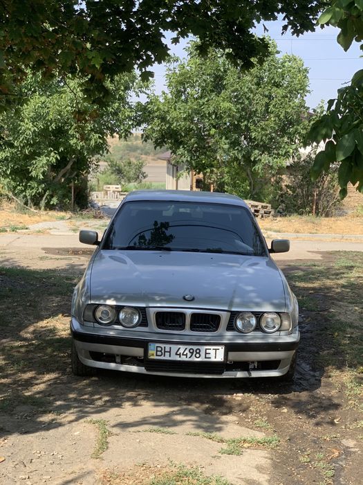 Продам БМВ Е34 520І