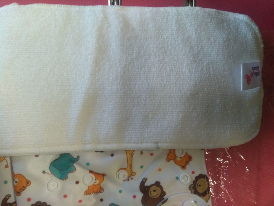 Fralda reutilizável NOVA + absorvente