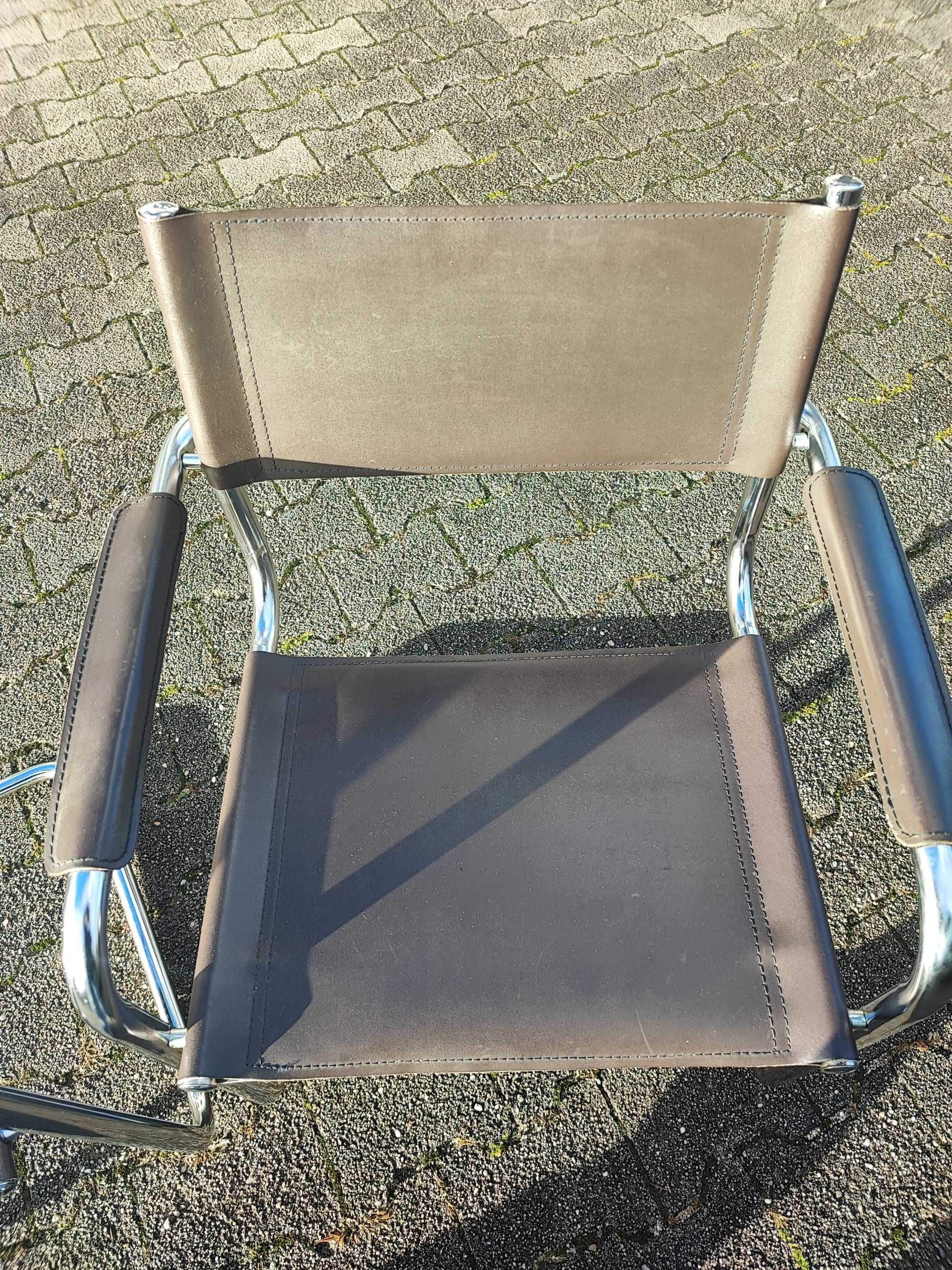 Krzesła w stylu Bauhaus.