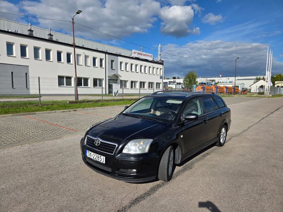Toyota Avensis Sprzedam Toyota Avensis T25