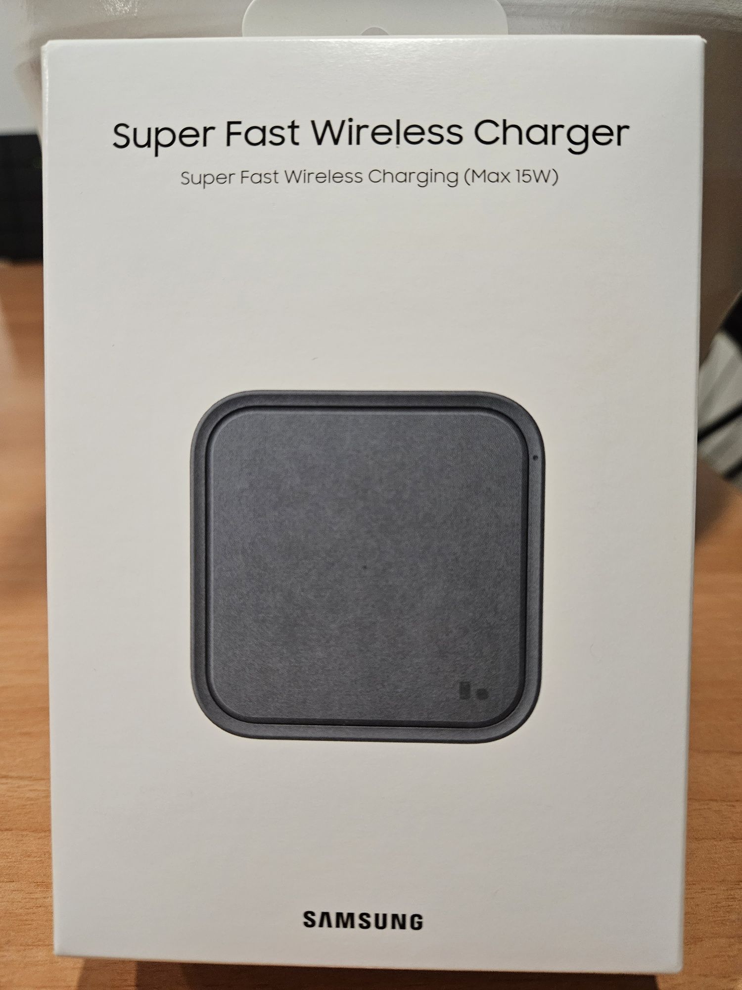 Samsung super fast wireless charger - Novo selado