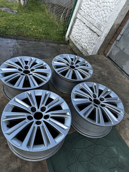 Диски Peugeot R16 5/108 DIA65,1 508 3008 407 408 607 Expert Rifter