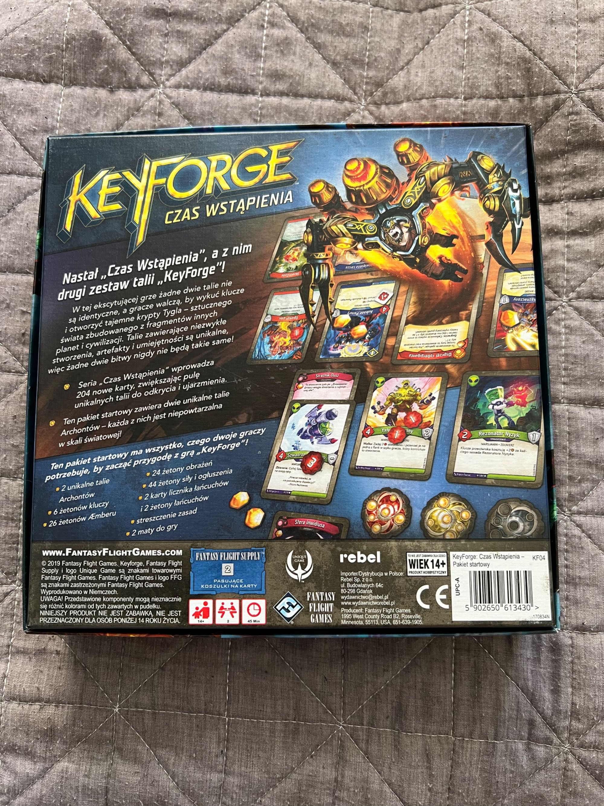 Pakiet startowy keyforge + 9 talii do gry