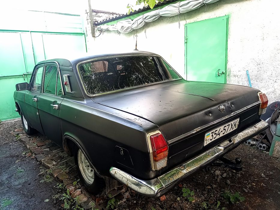 Газ 24 Волга Черная
